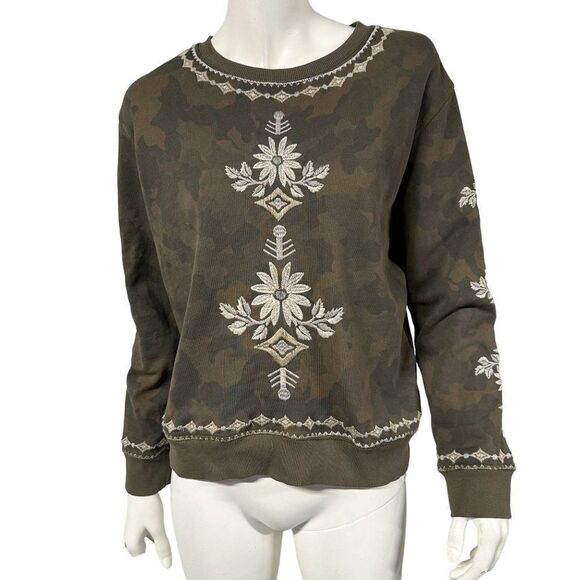 Driftwood Teddy Embroidered Camo Pullover Sweatshirt Womens Size M Medium - Picture 2 of 14